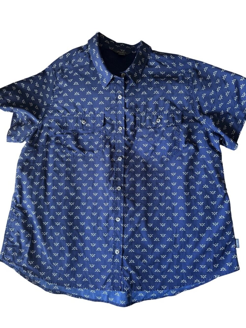 Eddie Bauer Mens XXL Navy Button-Up Shirt With White Geometric Print Pattern Sho